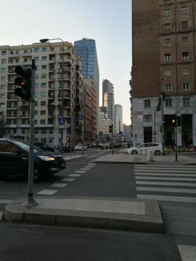 Suite Metro Stazione Centrale / Repubblica Milano Exterior foto